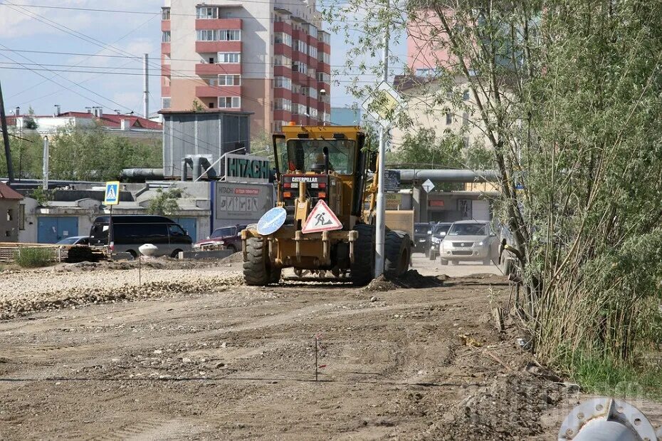 Ремонт дорог проспект ленина якутск. Дороги в якутии сегодня. Стройка инфраструктуры. Ремонт дорог якутск. Якутск дороги.