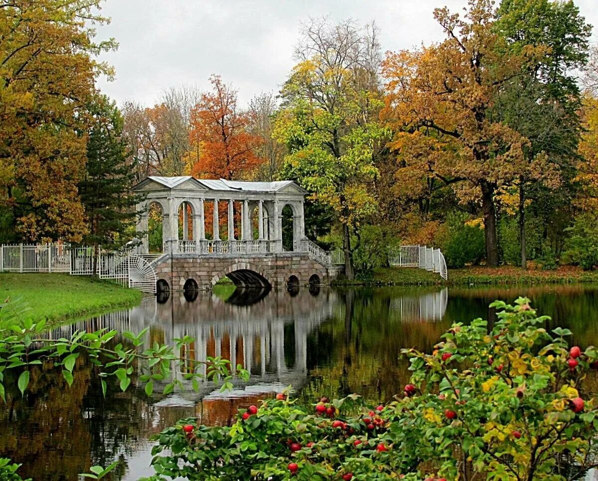 Достопримечательности царского села. Царское село (музей-заповедник). Екатерининский парк Царское село. Город Пушкин Царское село Екатерининский парк. Екатерининский парк царского села в Санкт-Петербурге.