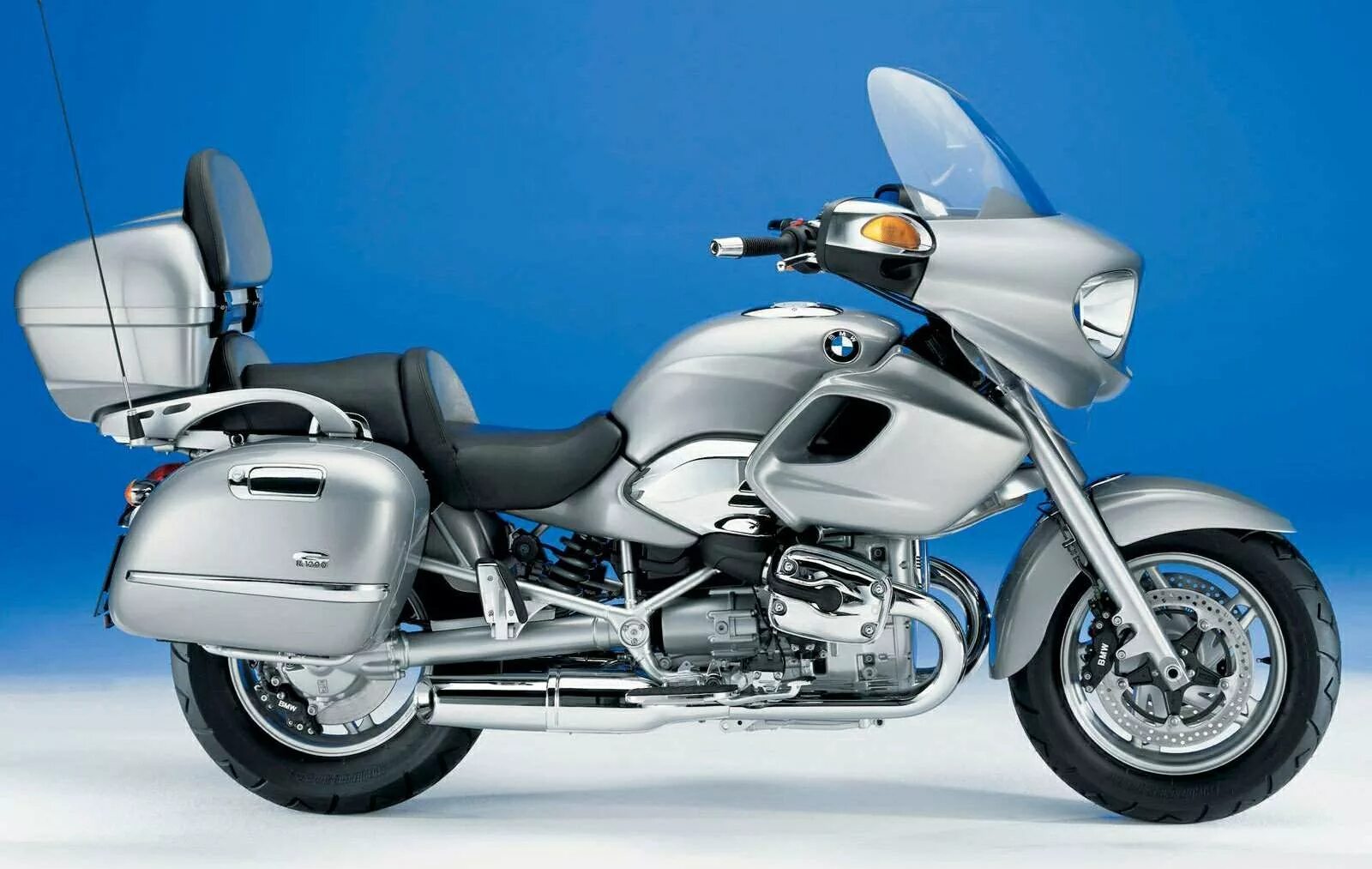 Мотоцикл BMW r1200. Мотоцикл BMW r1200 2006. БМВ чоппер r1200. Мотоцикл BMW 1200.