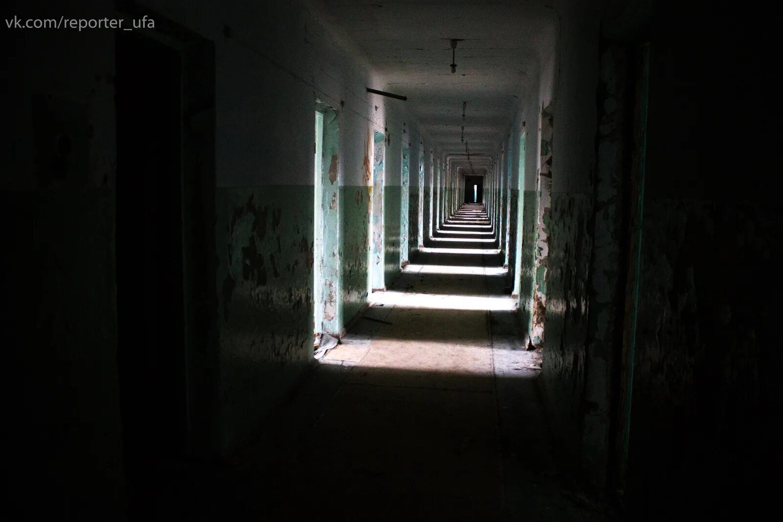 Заброшенная психиатрическая больница в уфе. Базилевка уфа психиатрическая больница. Психиатрическая больница. Психиатрическая г уфа. Базилеевка психиатрическая больница.
