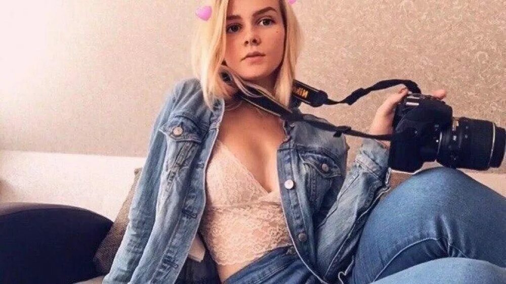 Домашняя фотосессия шкур. Девчонки слили. Девушки из социальных сетей. Стройная шкура. Девушки в белье из соц сетей.