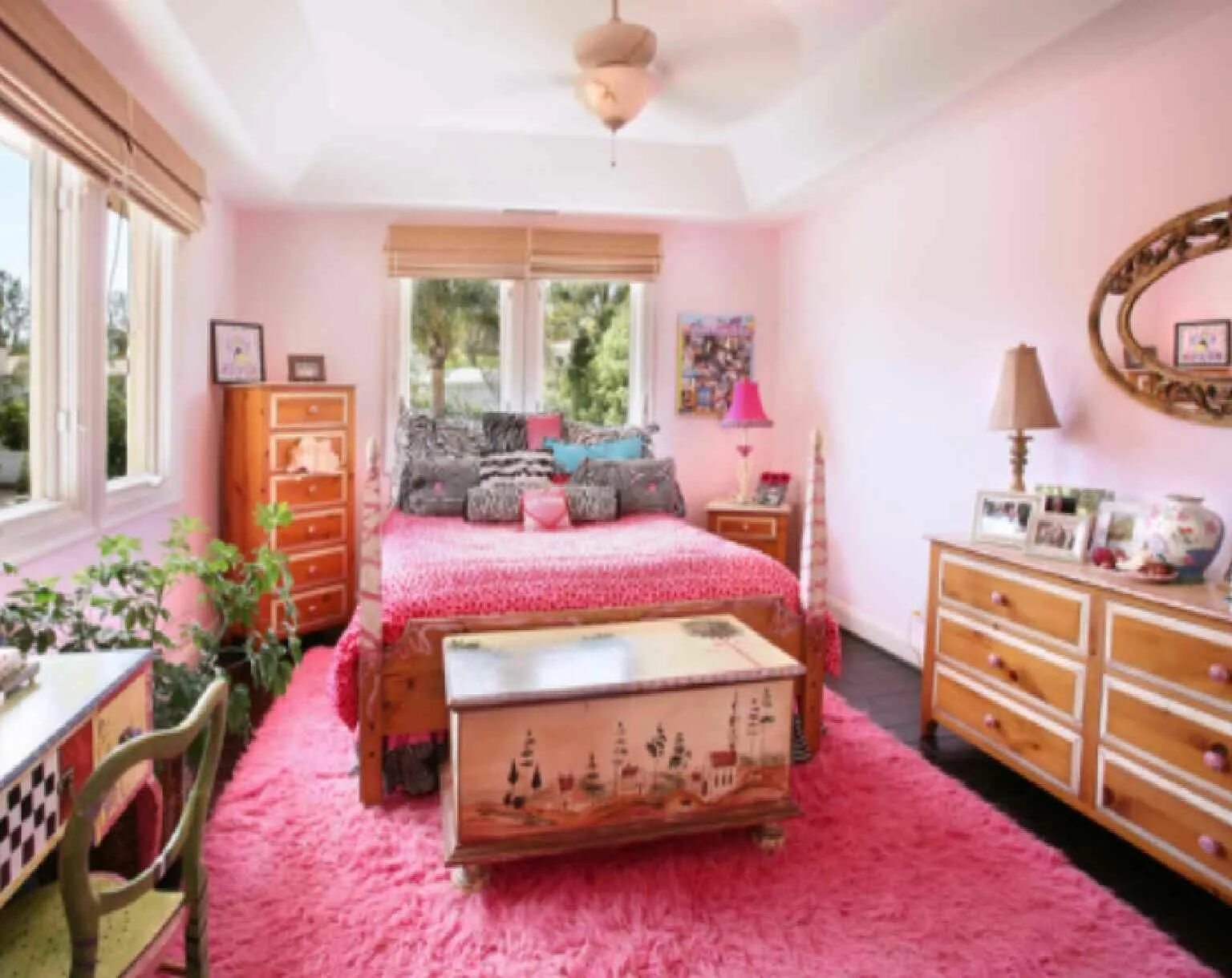 Терракотовая спальня. Комната в корейском стиле для девушек. Спальня для влюбленных дизайн. Спальня шебби шик прованс. Спальня в стиле шебби шик.