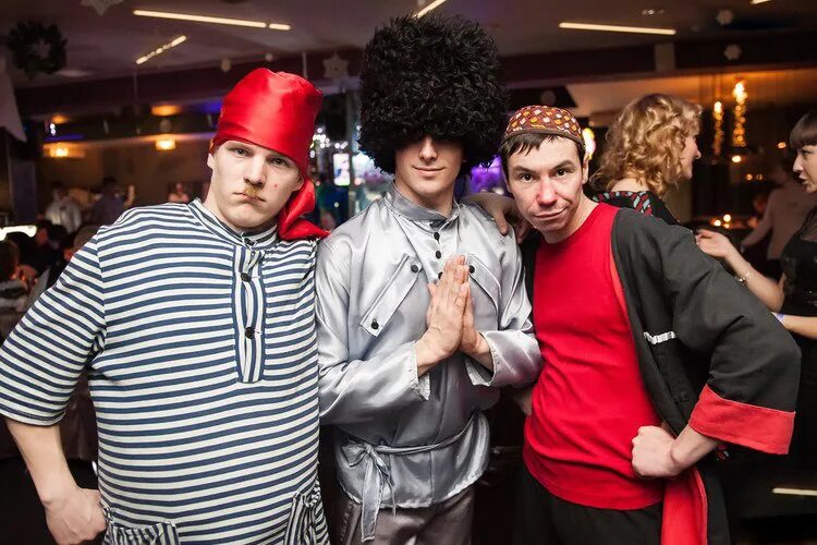 костюмы бывалый трус. костюмы бывалый трус. костюмы трус балбес бывалый. костюмы бывалый трус. никулин в тюбетейке.