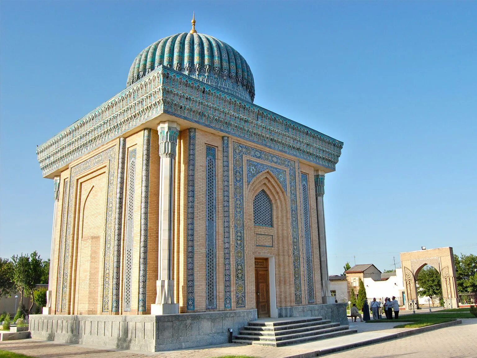 Имам абу мухаммад. Имам мухаммад матуриди. Самарканд имам матуриди. Халиф али ибн абу талиб. Али ибн абу талиб.