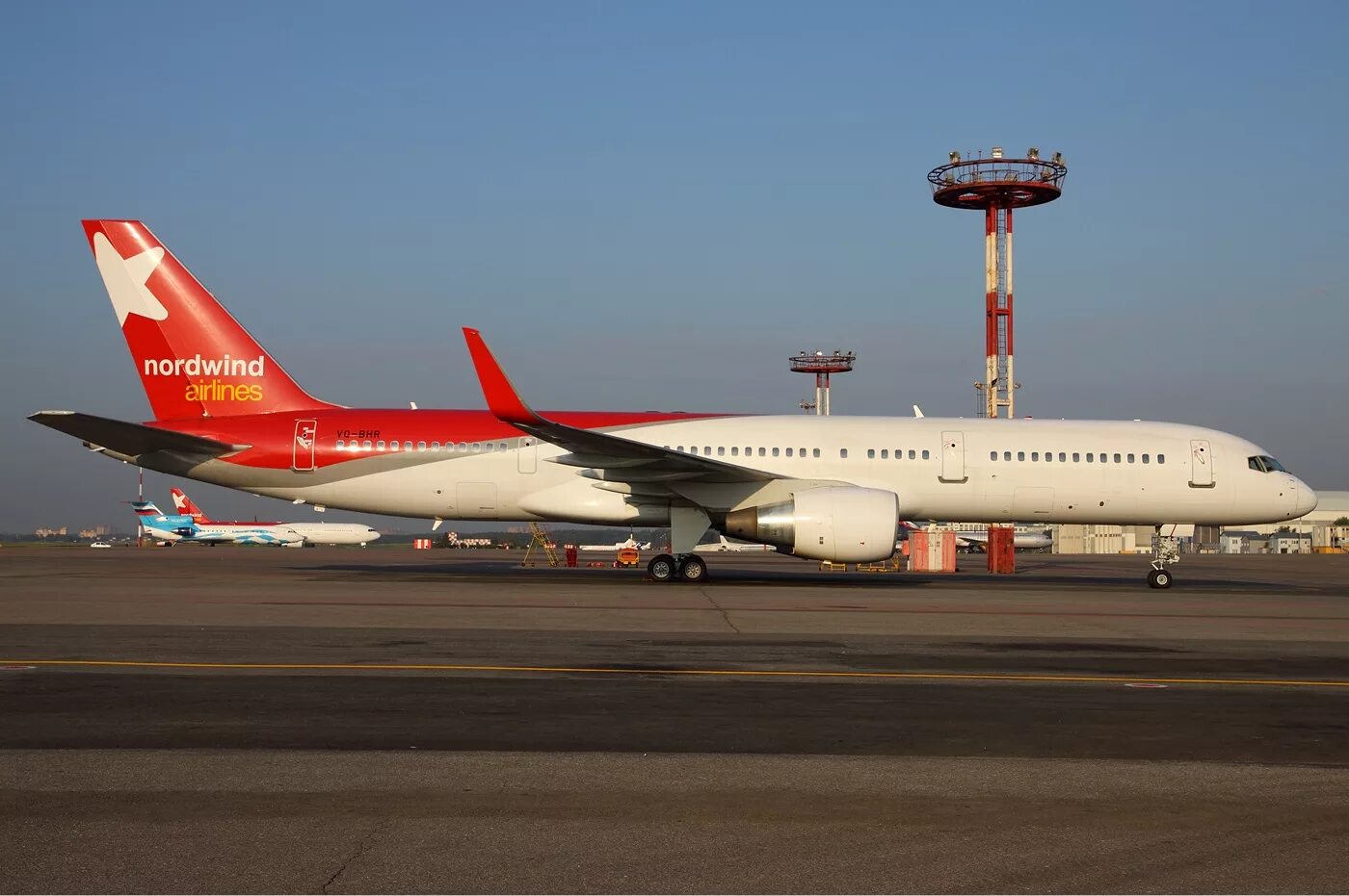 Купить авиабилеты авиакомпания северный ветер. 757 Nordwind. Авиакомпания Nordwind Airlines. Авиакомпания Nordwind Airlines самолеты. Самолеты авиакомпании Nordwind.