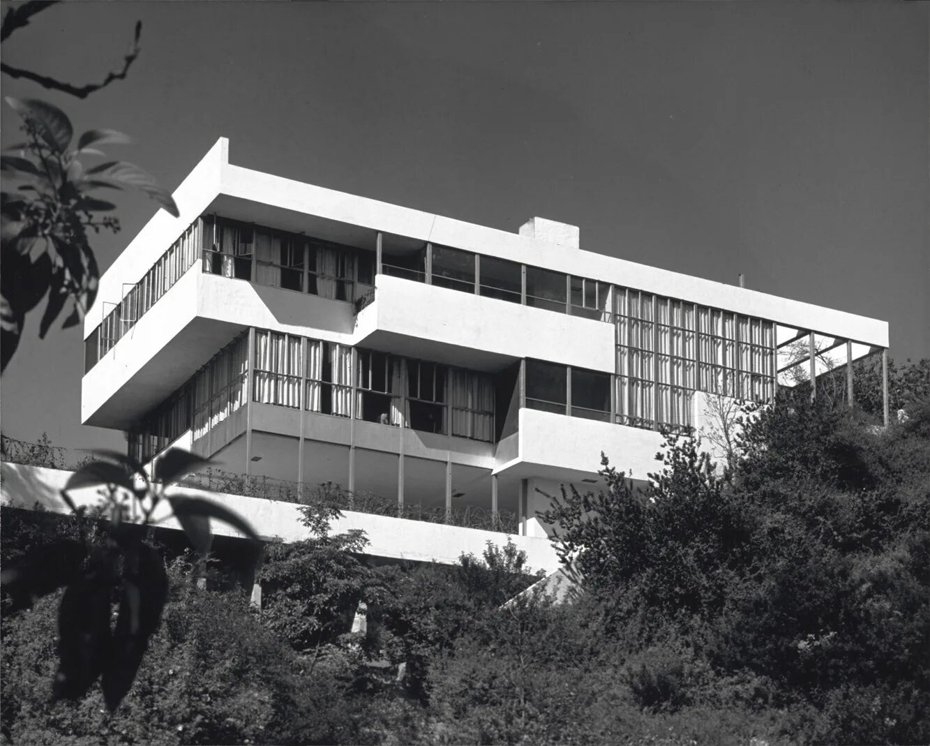 Richard s house. Брентвуд калифорния 1960. Вилла калифорния. Richard s house. Нойтра.