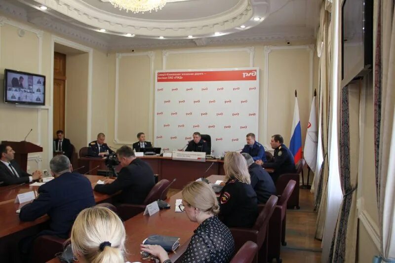 Западное межрегиональное следственное управление на транспорте. Полковник валиев ск. Сотрудники следственного комитета рф. Московское межрегиональное следственное управление на транспорте. Шапошниковская сош ольховатского района.