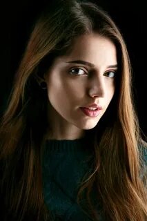 Brown hair green eyes