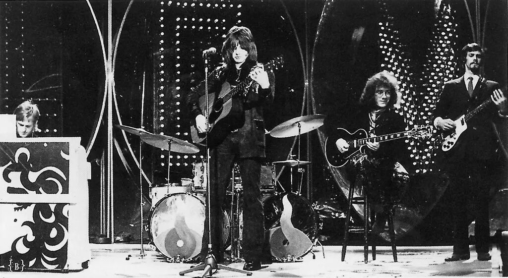 Группа экспериментатор. Грег лейк 1970 кинг кримзон. king crimson группа 1970. грегори лейк king crimson.
