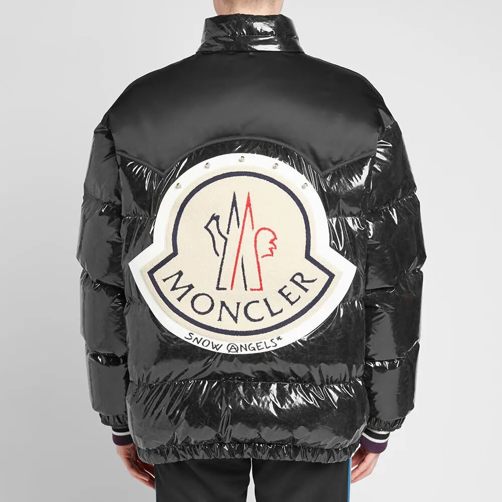 Пуховик монклер светящийся. Куртка moncler palm angels. жилетка монклер палм энджелс. moncler x palm angels. пуховик 8 moncler palm angels tim.
