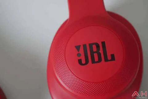 Отличия наушников jbl