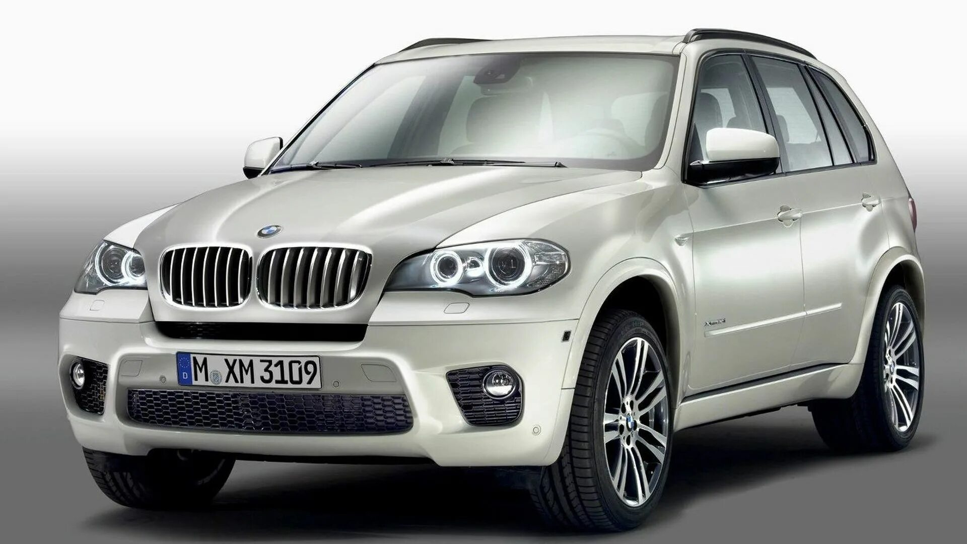 Х 5 7 3 35. BMW x5 e70 2011. BMW x5 e70 LCI. BMW e70 m. BMW x5 e70 m пакет.