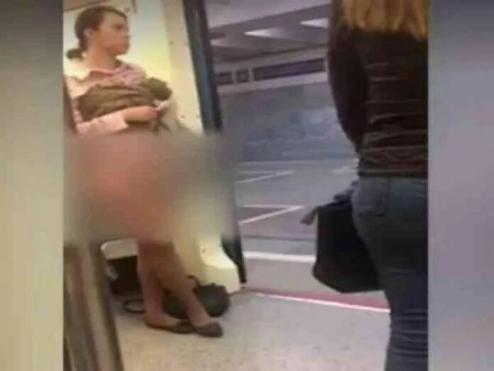 Девушка в белых трусиках попалась на камеру в метро