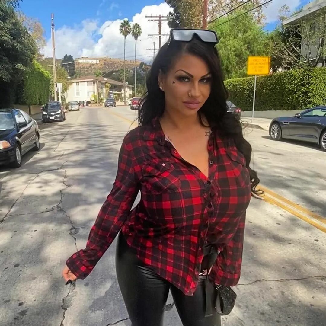 Samantha mack. Samantha mack 2025. samantha mack 2025. samantha mack instagram.