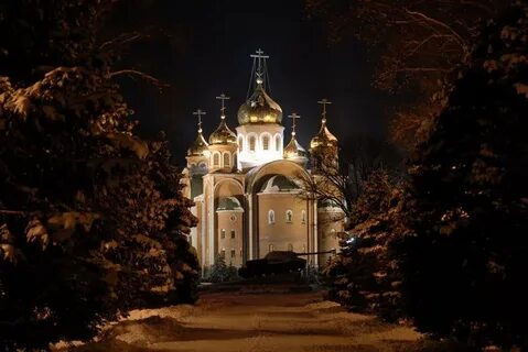 Храмы в рождественскую ночь
