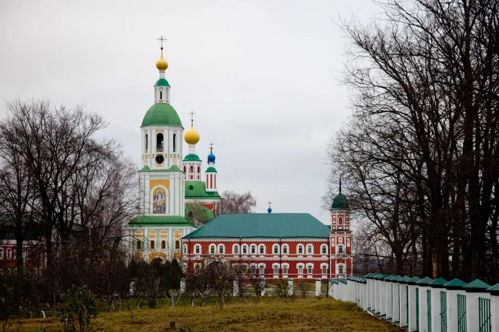 Сайт санаксарского мужского монастыря. С Санаксарский монастырь. Рождество-Богородичный Санаксарский мужской монастырь. Санаксарь монастырь Мордовия. Соборный храм Санаксарский монастырь.