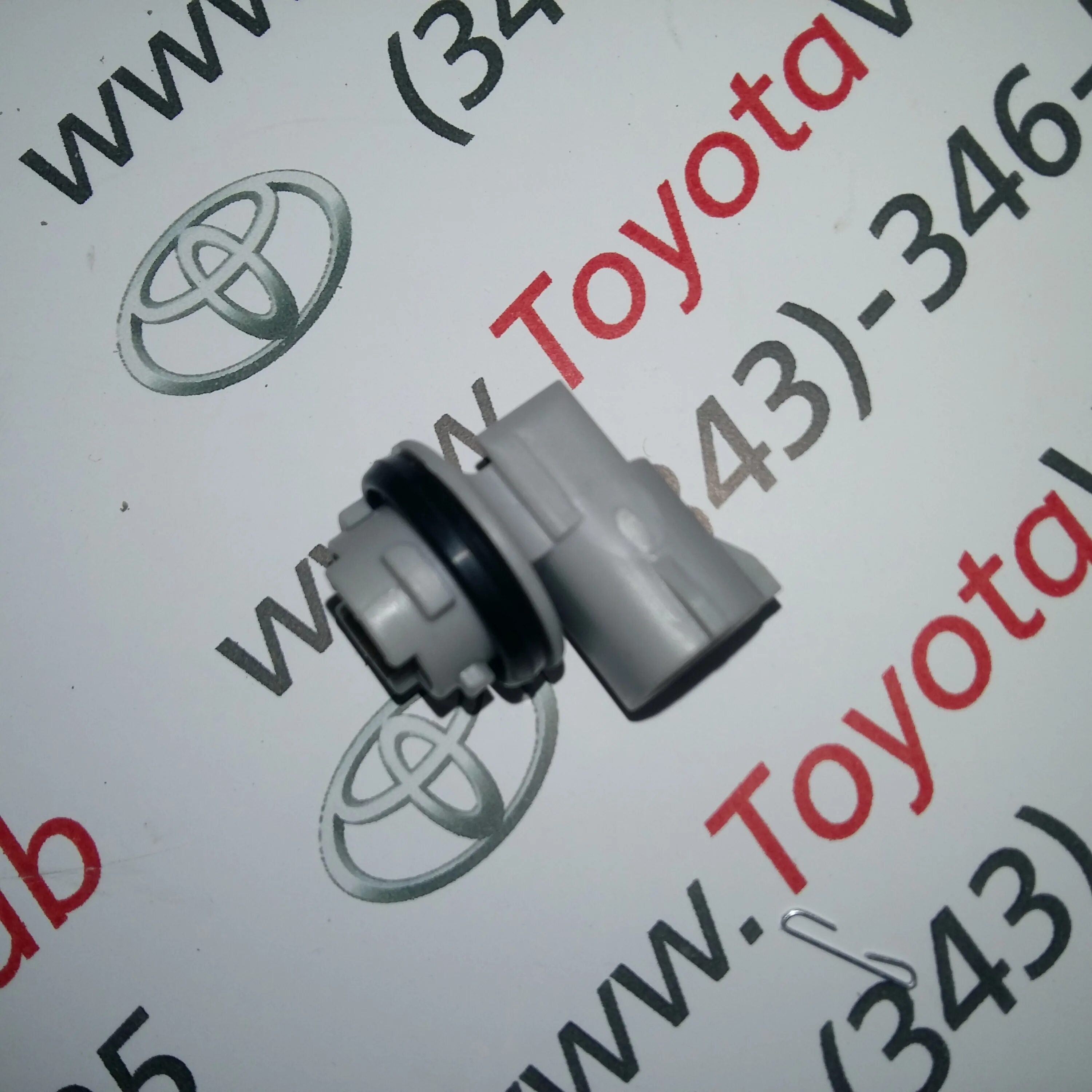 Патрон лампы тойота королла 120. Соколя стоп сигнала toyota celica202. Патрон габарита тойота прадо 90. Соколя стоп сигнала toyota celica202. Лампа подсветки тойота королла 150.