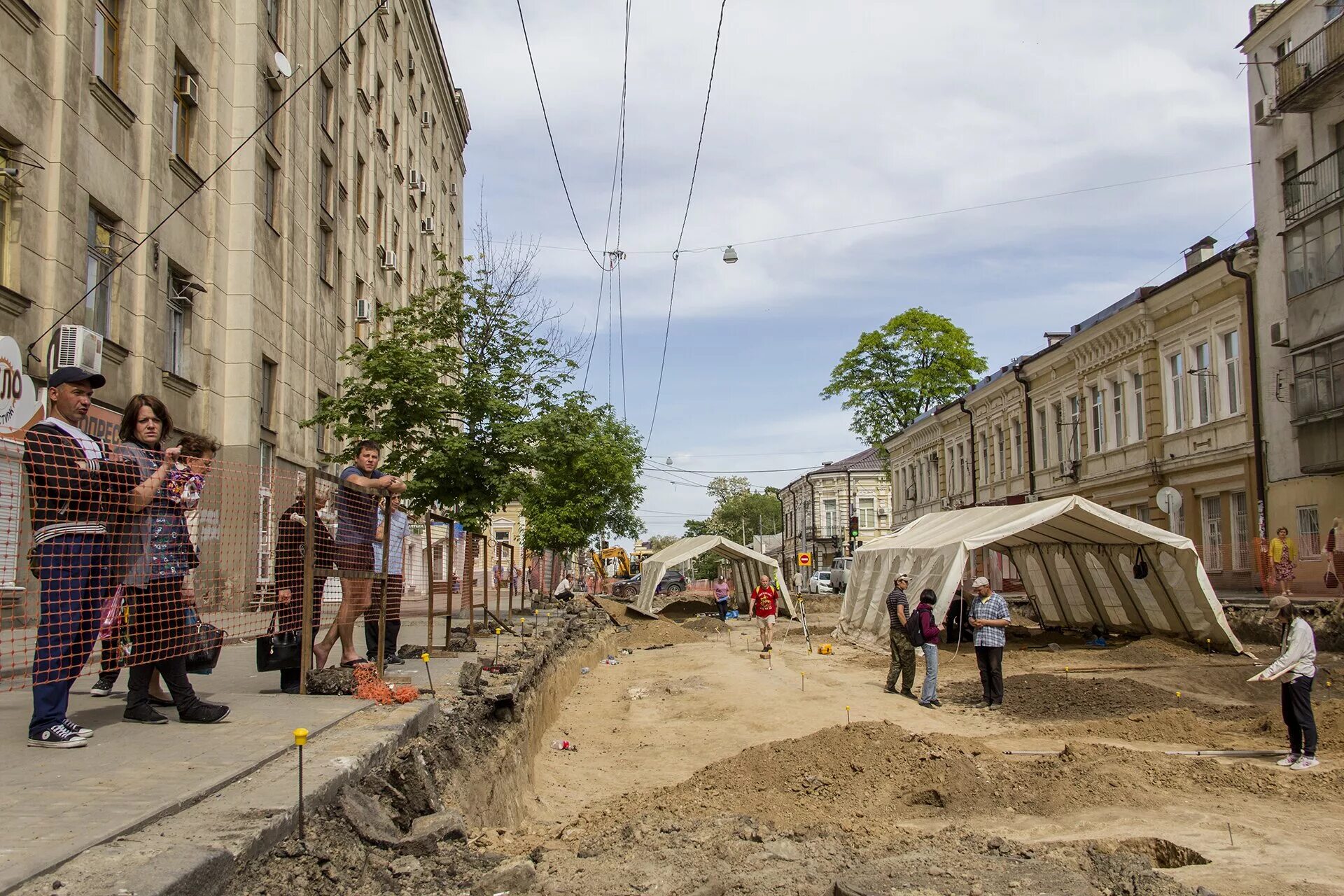 Народы ростова на дону. Ростов Станиславского раскопки. Раскопки на Станиславского Ростов на Дону. Раскопки на улице Станиславского в Ростове. Ростов-на-Дону, улица Станиславского 2023.