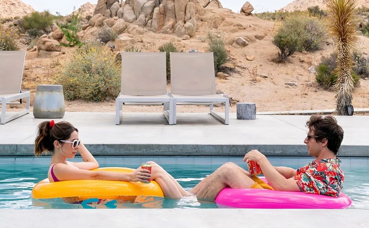 Палм стрит фильм. Палм-спрингс фильм 2020. Зависнуть в палм стрит. Энди сэмберг палм спрингс. Зависнуть в палм-спрингс (2020).