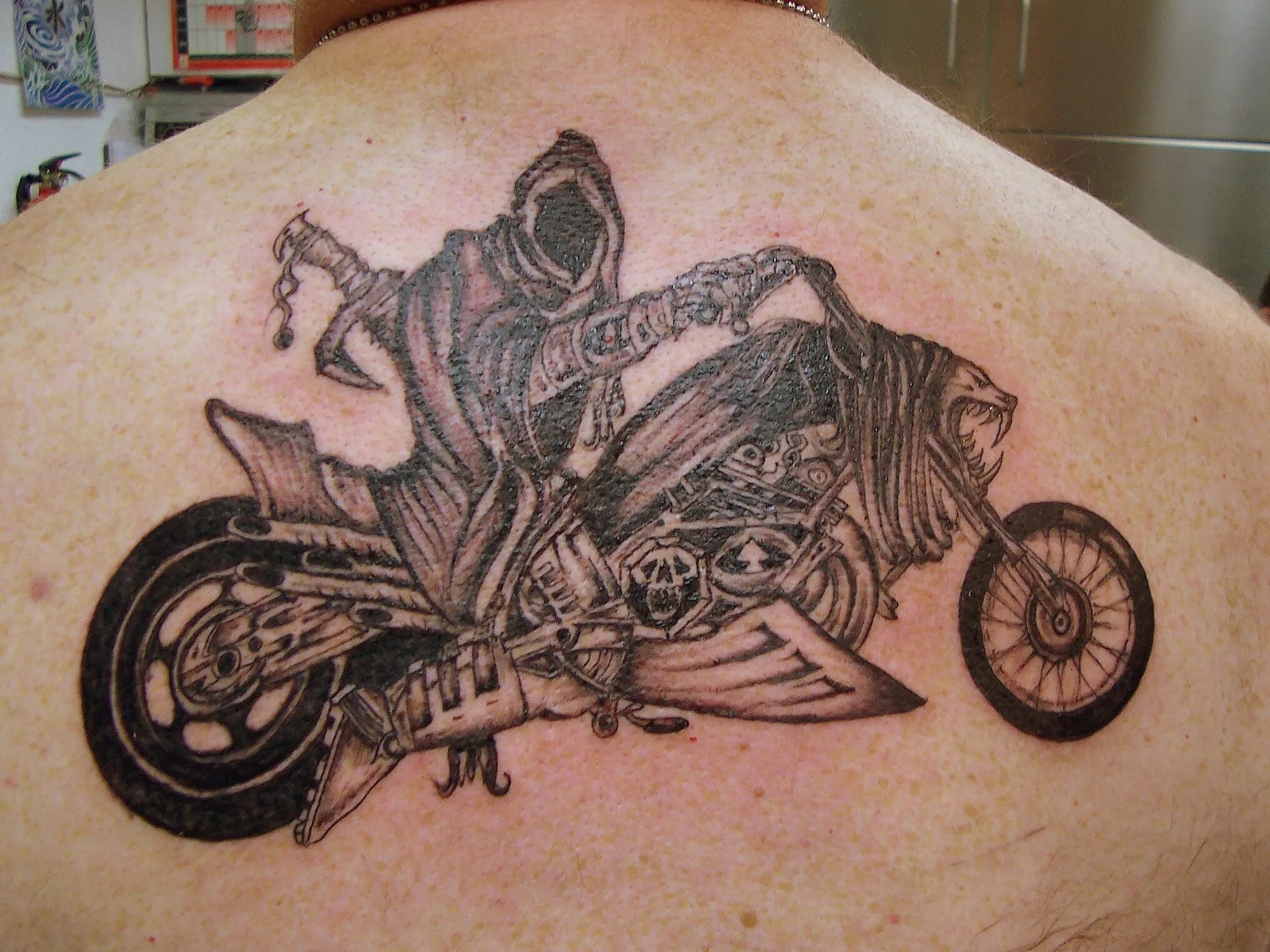 Байкер значение. Байкерские Татуировки. Мото тату. Татуировка мотоцикл. Тату для мотоциклистов.