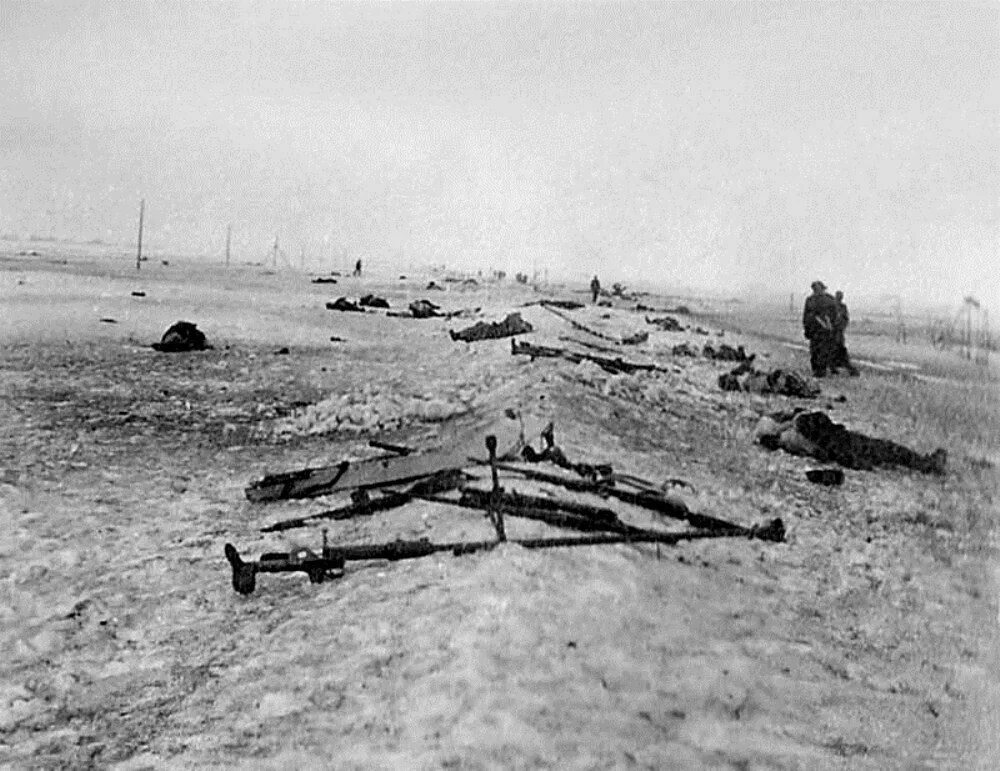 Hearts if iron 4. Артиллерийский тягач стз-5. Mod 2014 hearts of iron. Тягач стз 5 нати. 1942 4.