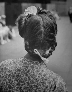 Порно қалыңдықтың үйлену тойында алдауын бейнелейді