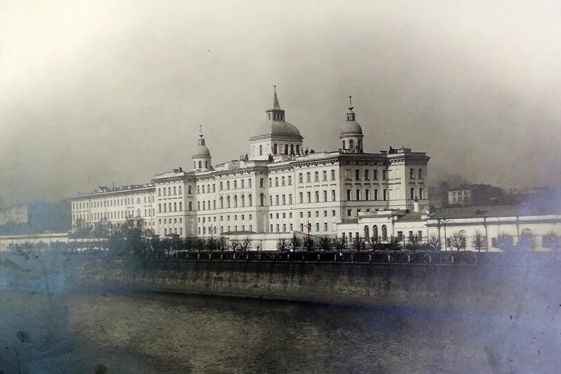 Первый московский воспитательный дом создавался по проекту Лекция В.А. Киприна "Московский воспитательный дом. Вчера, сегодня, завтра." 202