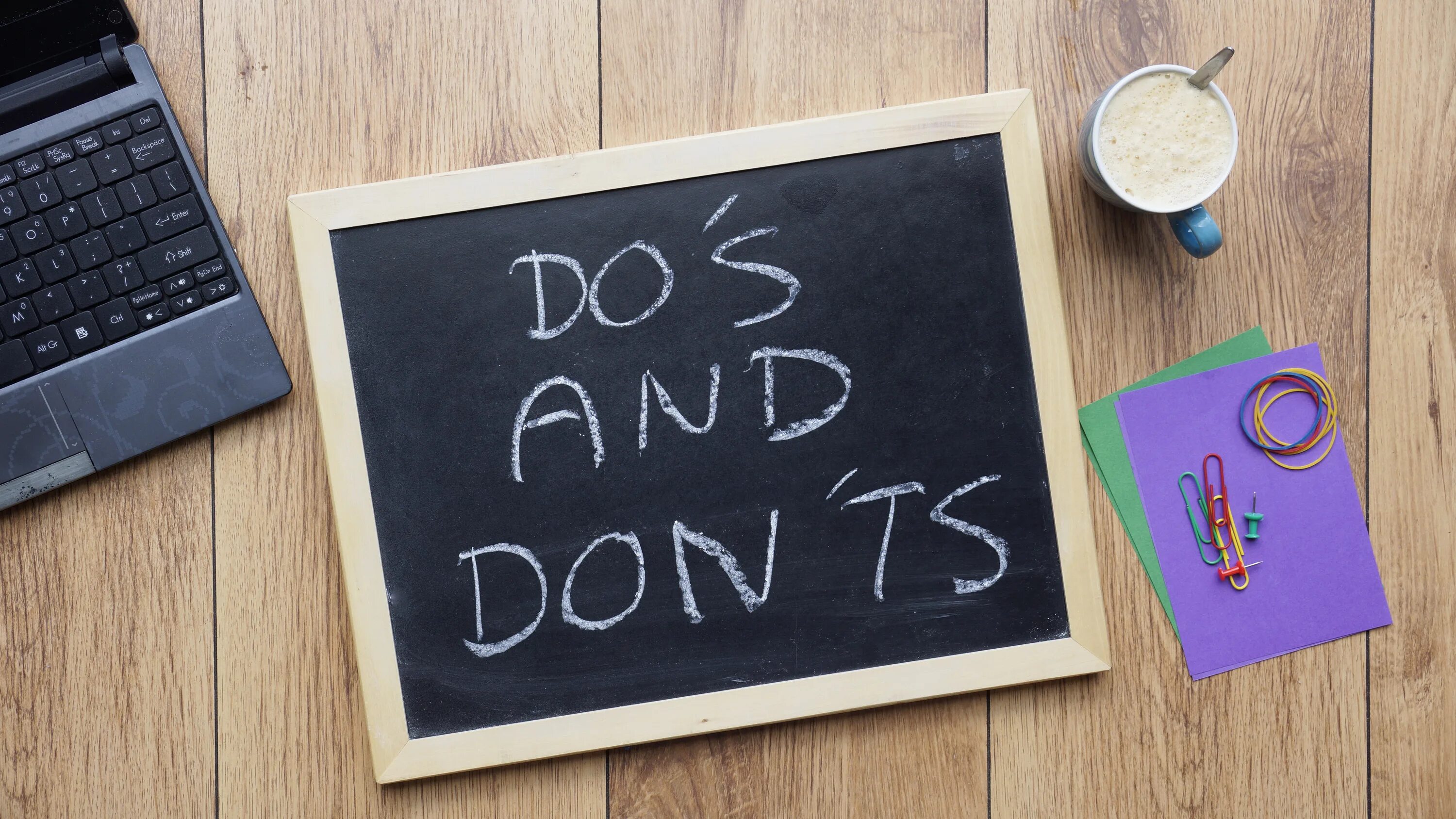 Does and donts. Картинки dos and donts. Do's and don'TS. Dos and donts in writing a story. Dont write on your Desks.