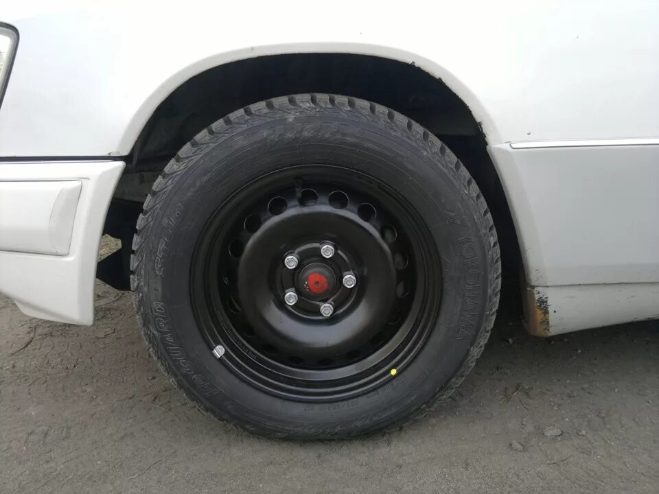 205 60 r15. Колеса r15 205/60. мерседес 124 на штампах. штампы 205/60/14. шины 15 60 205 на штампах.