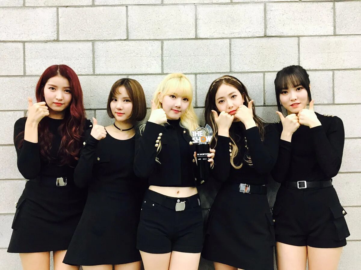 Группа g h. Группа GFRIEND. Группа GFRIEND участницы. GFRIEND kpop. GFRIEND участницы 2020.