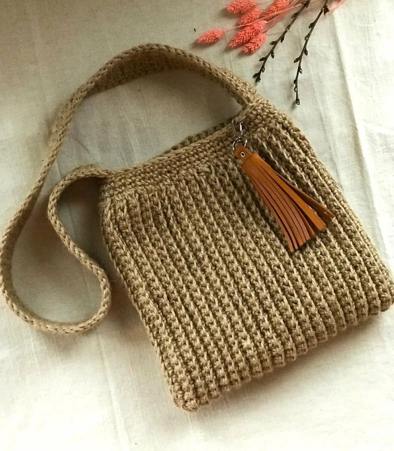 сумка шоппер вязаная из джута. вяжем сумку из джута. сумка торба макраме. сумка торба из рафии мк. сумка из джута серая pb3368.