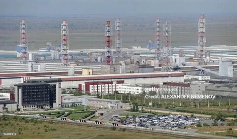 Где расположены крупные алюминиевые заводы