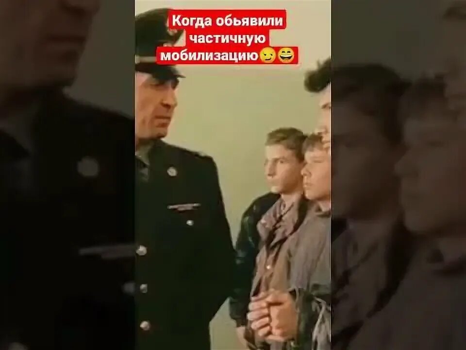 В военкомате случай был седой парнишка приходил