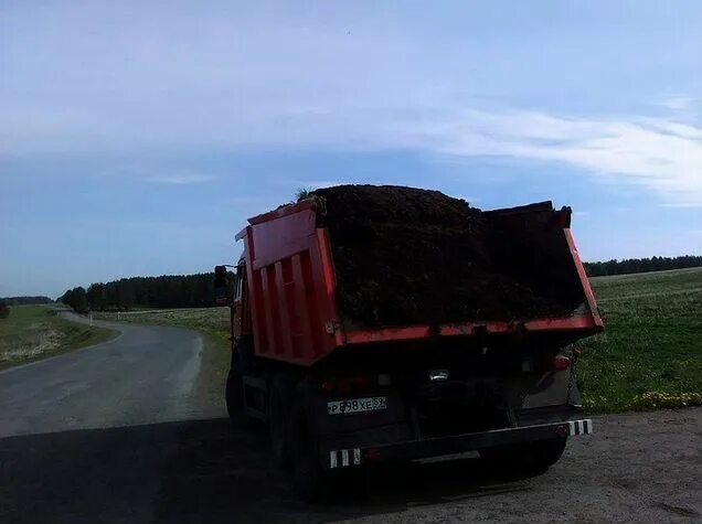 Чернозем Земля плодородная Камаз 10 куб купить в Магнитогорске Товары для дома и