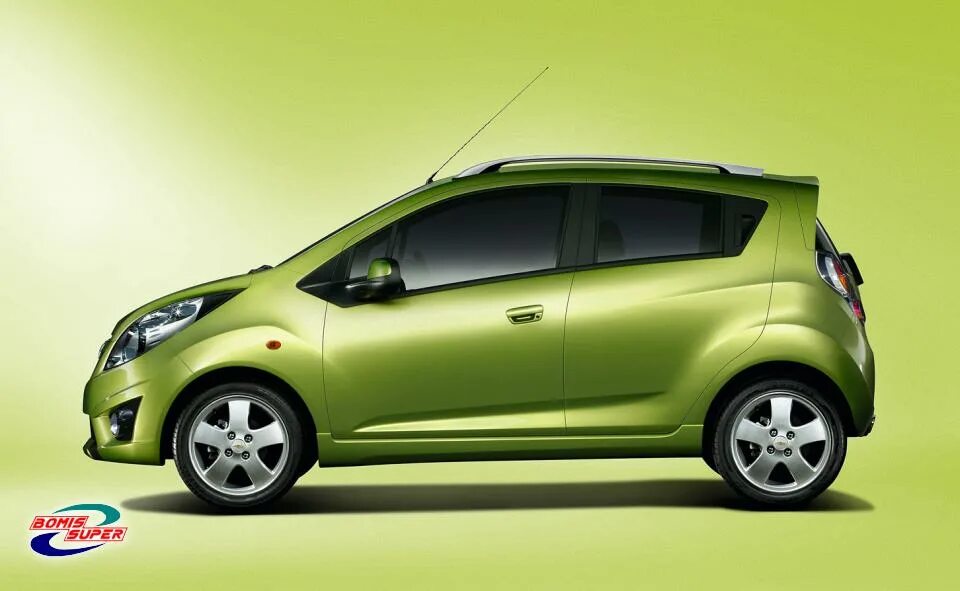 Спарк 128 купить. Шевроле Спарк 2 поколение. Шевроле Спарк зеленый 2012. Chevrolet Spark 2001. Шевроле Спарк салатовый.