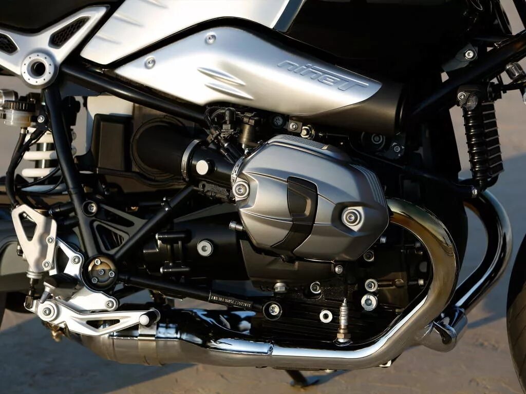 T 9 t r 6 m. Мотоцикл БМВ r1200 Nine t. BMW R NINET. BMW R Nine t. BMW R Nine t мотор.