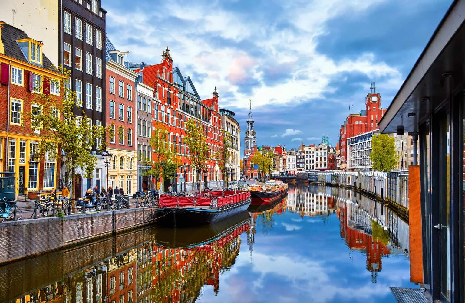 Buy in netherlands. Водный гранд. Лейден, нидерланды. Buy in netherlands. Остров маркен голландия.