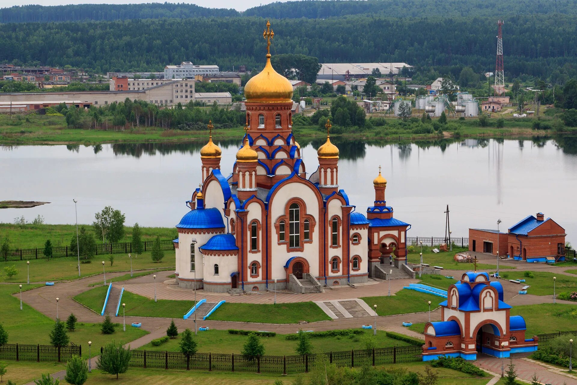 В красноярском крае храмы