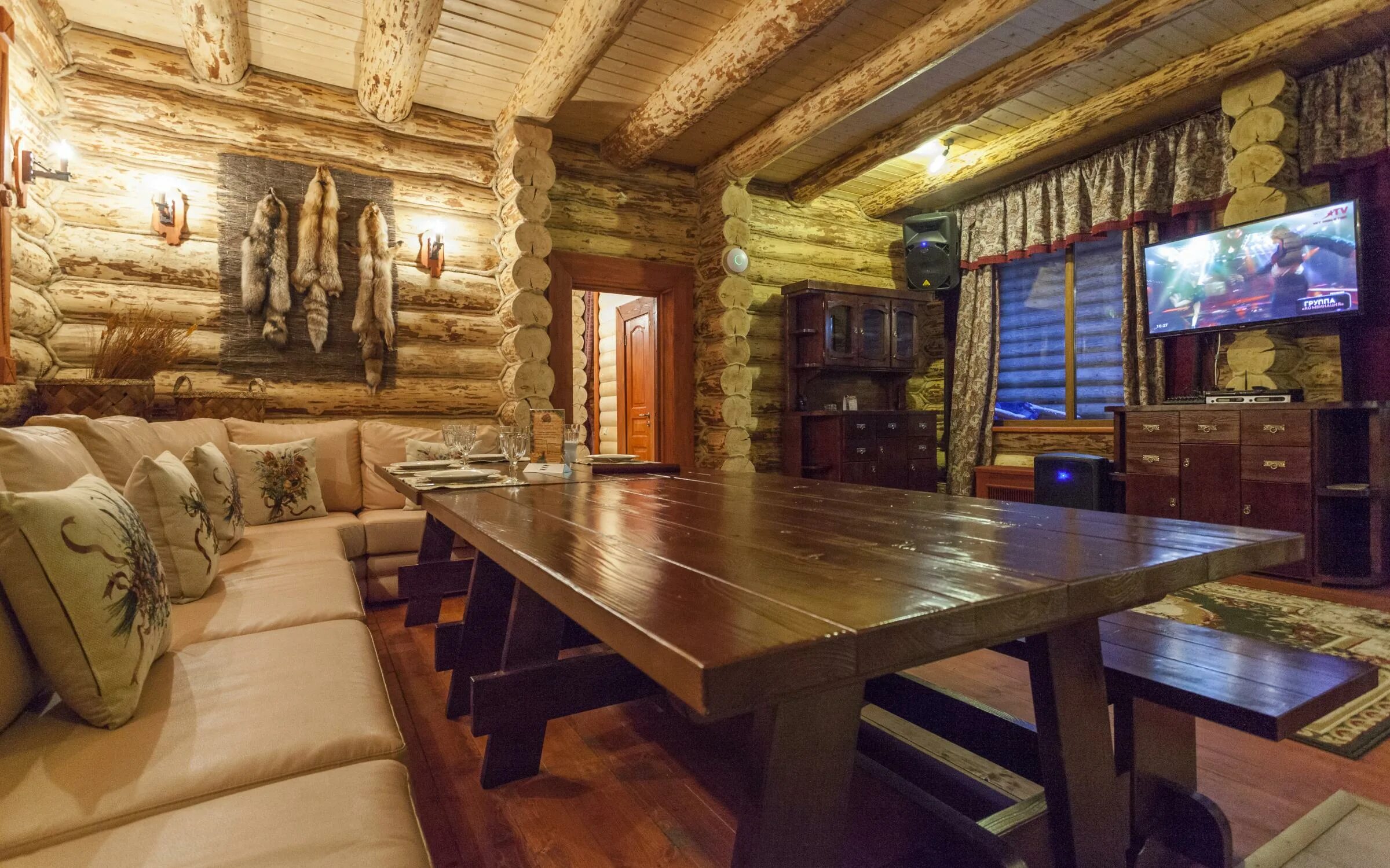 перовские бани в перово. бани под москвой. баня с бассейном. отделка бани внутри.