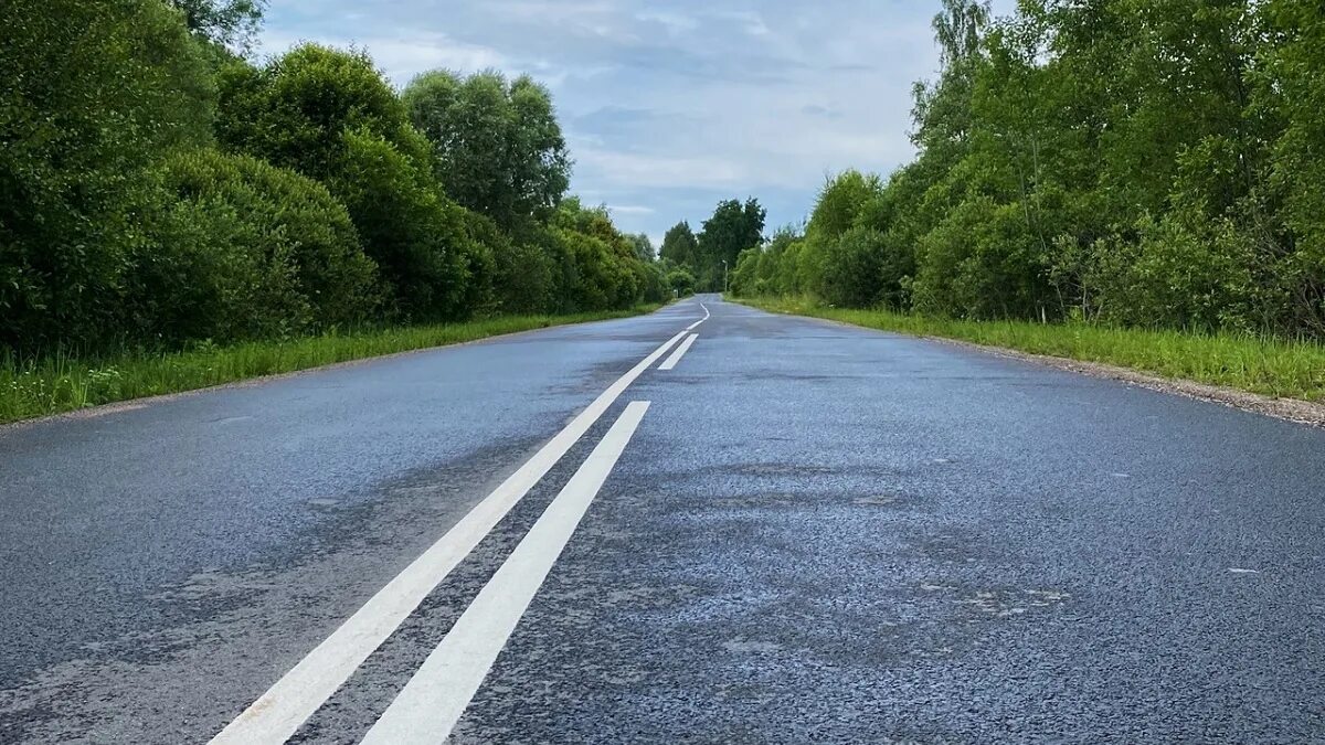 Дорога новгород луга. Мкад федеральная трасса или нет. Трасса новгород луга 32 км. Дорога новгород. Дорога новгород.