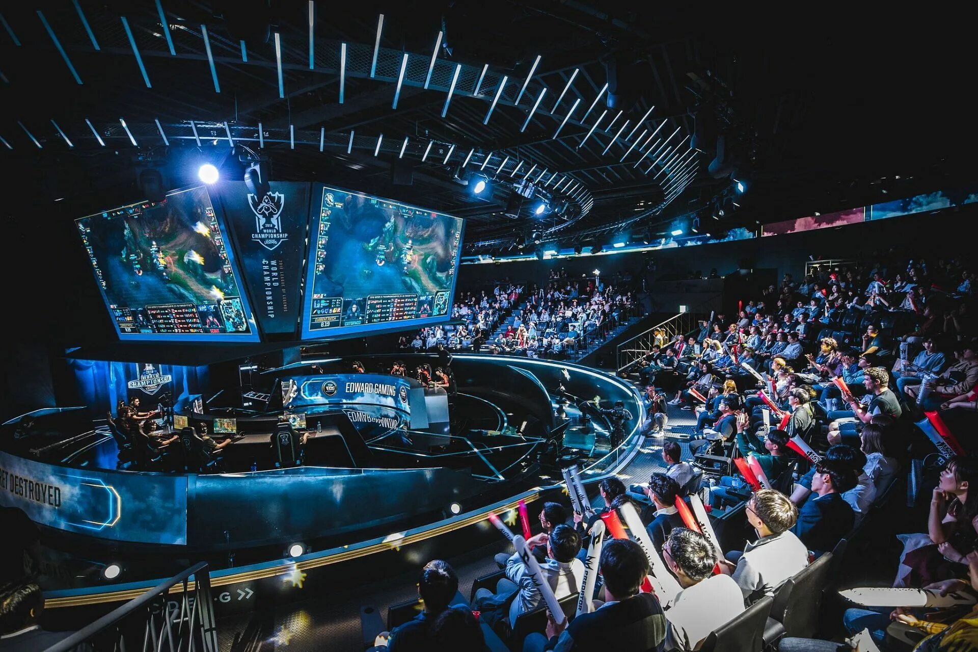 Киберспорт атрибут. League of legends киберспорт. League of legends киберспорт. Турнир по лолу. Чемпионат league of legends.