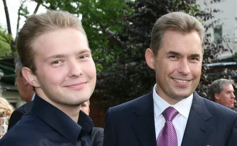 Дело продолжил его сын