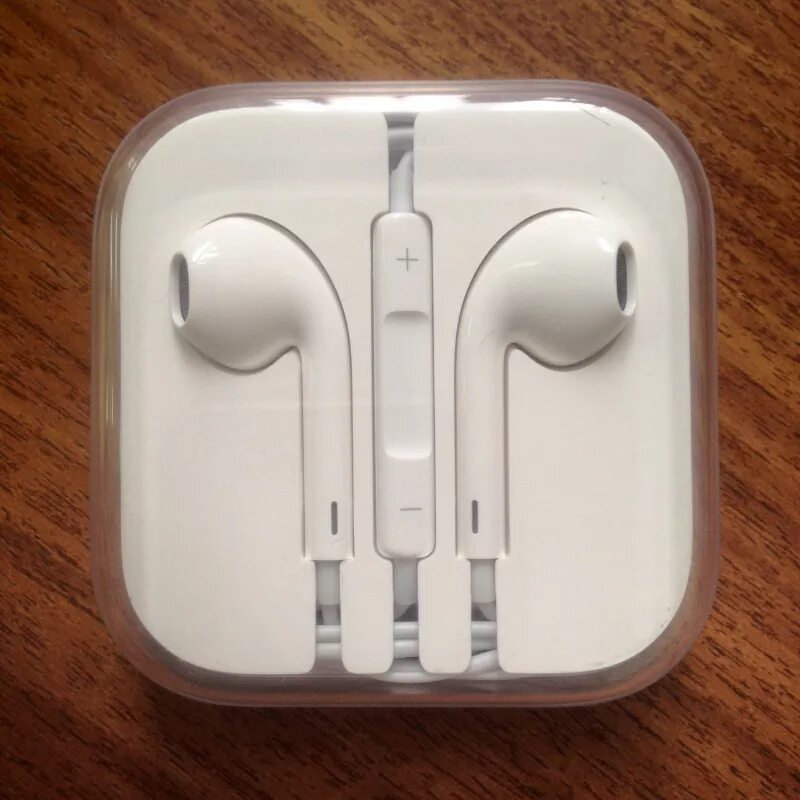 Последние наушники от apple. Apple Earpods md827zm/b. Apple Earpods 3. Оригинальные наушники Apple аирподс 1. Apple Earpods 2.