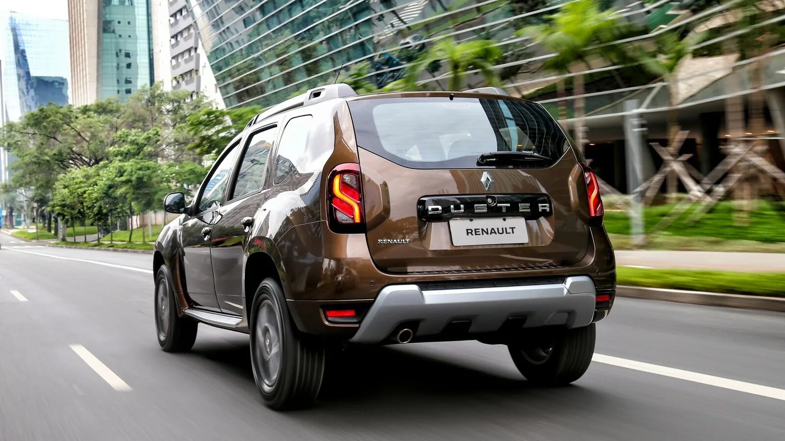 Renault duster полный привод. Вид топлива рено дастер 2019. Рено дастер 2015. Рено дастер 1. Новая рено дастер полный привод.