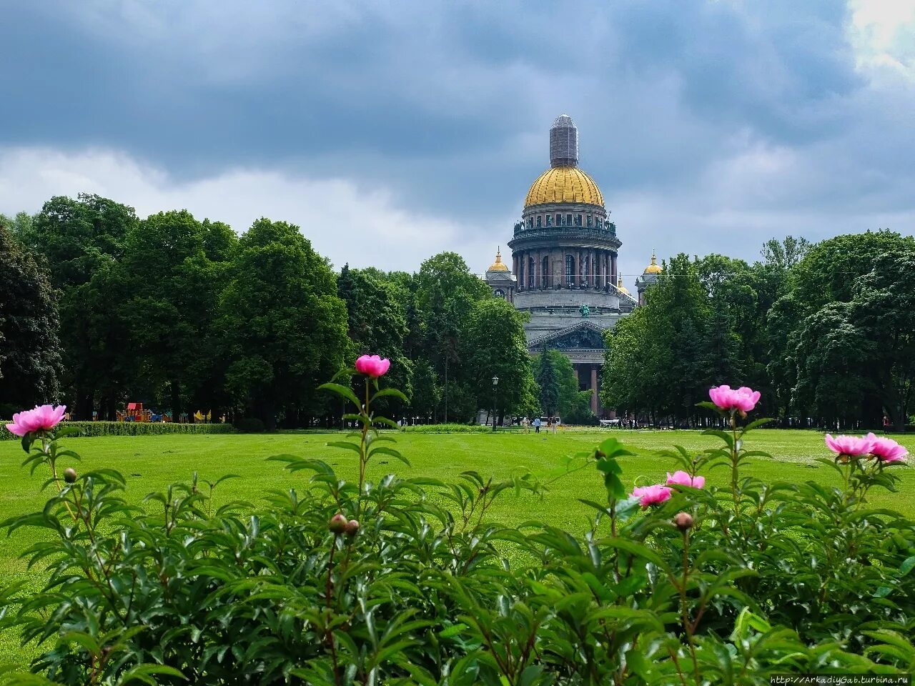 Фото санкт петербурга летом. Санкт-Петербург. Санкт-Петербург летом. Питер лето.