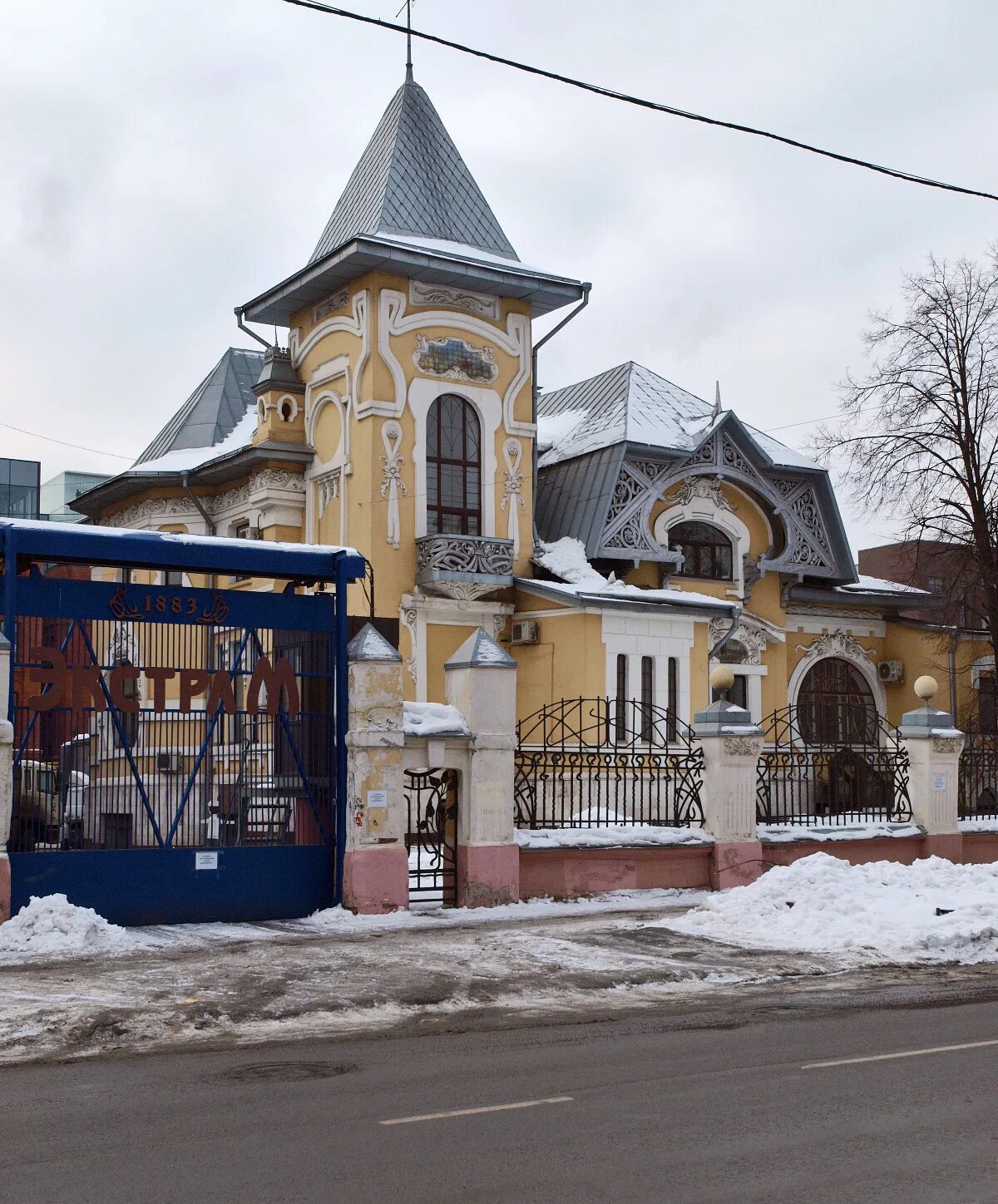 3 я рыбинская 22. Особняк и.л динга в Москве. Особняк динга в Сокольниках. 3-Я Рыбинская улица. Особняк Динг 3я Рыбинская улица.