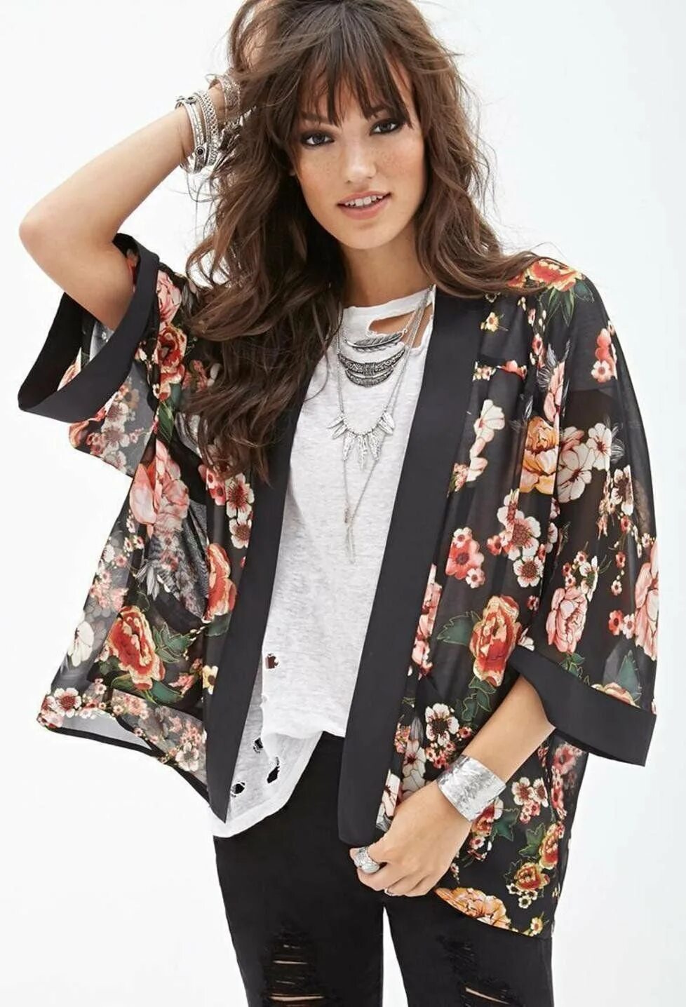 Можно ли кимоно. Детский кимоно юката хаори. Кимоно женское короткое. В кимоно приемы. Можно ли кимоно.