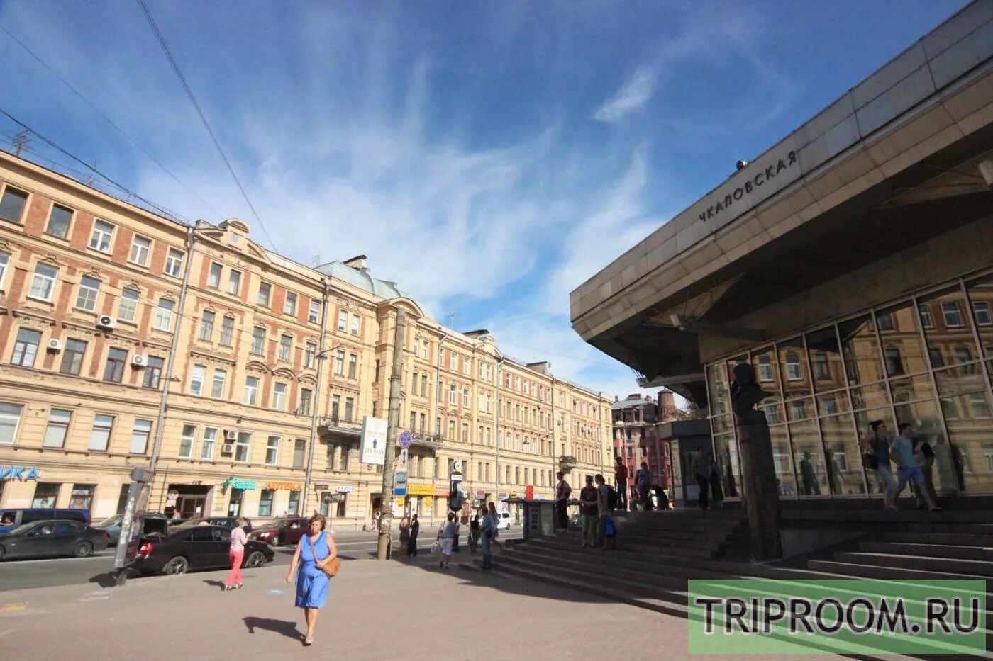 Чкаловская (станция метро, Санкт-Петербург). Чкаловская метро улица в Санкт Петербурге. Метро Санкт Петербурга станция Чкаловская с улицы. Чкаловская район метро Питер. Фото на чкаловской