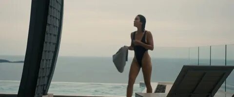 Influencer Nude Scenes. 