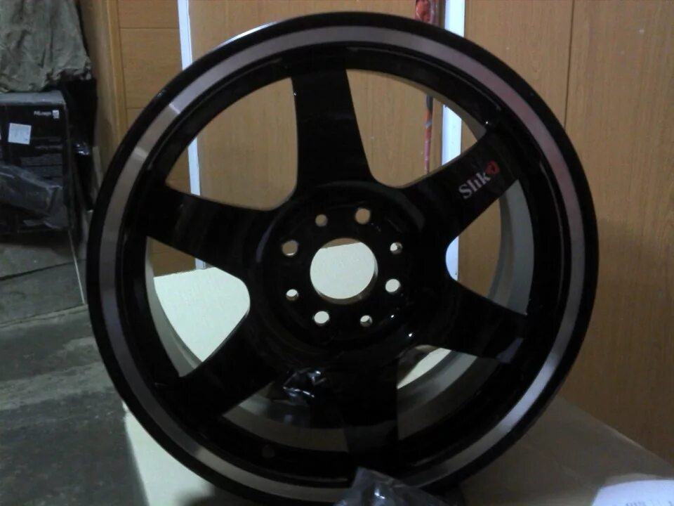 Диски хасавюрт. Slik 186s. диски slik r15 черные. slik 186s графит. диски slik l-171s.